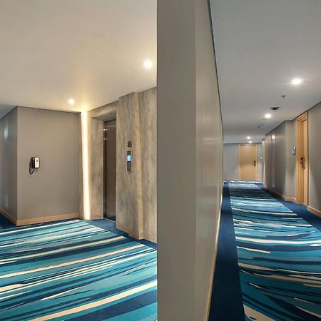 Holiday Inn Express Jakarta Wahid Hasyim By Ihg Dış mekan fotoğraf
