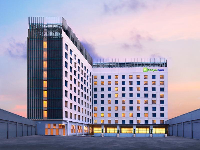 Holiday Inn Express Jakarta Wahid Hasyim By Ihg Dış mekan fotoğraf