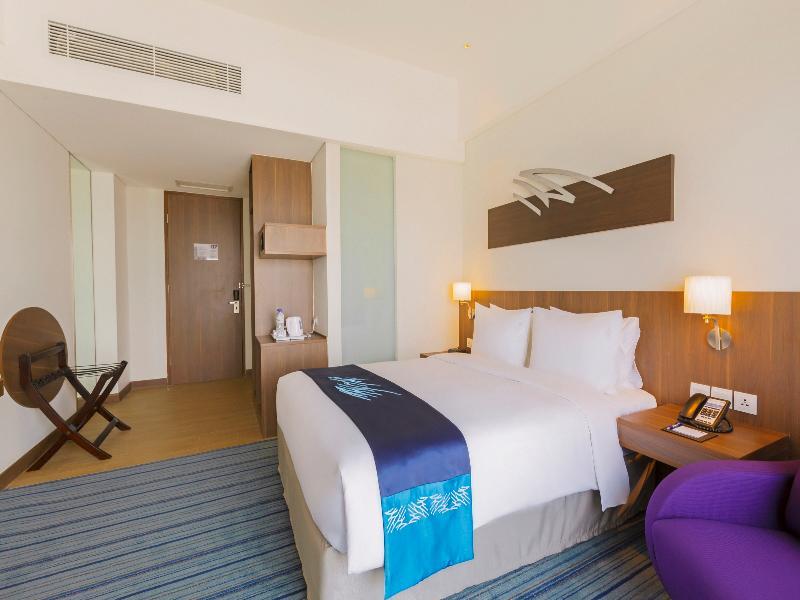 Holiday Inn Express Jakarta Wahid Hasyim By Ihg Dış mekan fotoğraf